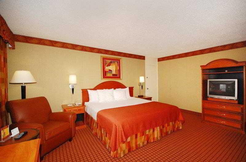 Holiday Inn Express Louisville Airport Expo Center By Ihg Dış mekan fotoğraf