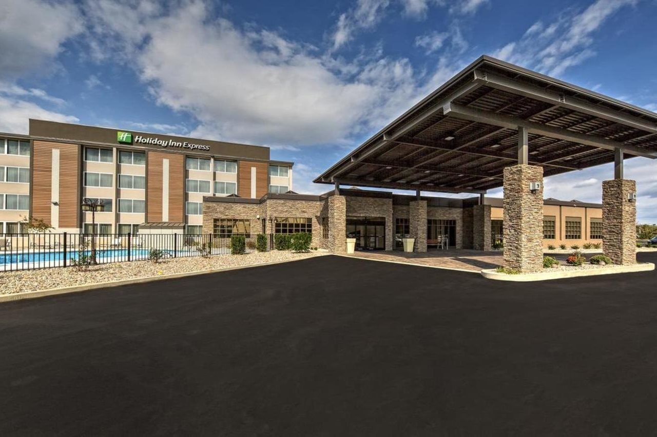 Holiday Inn Express Louisville Airport Expo Center By Ihg Dış mekan fotoğraf